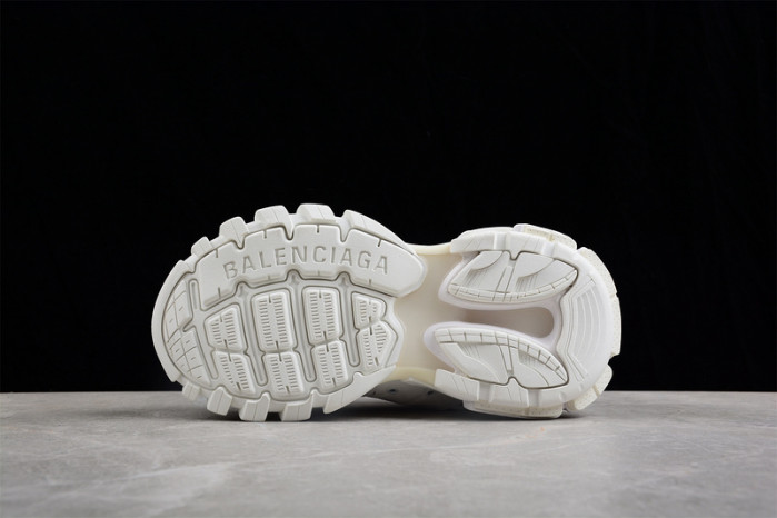 Ba*len*cia*ga track trainer  btt-066