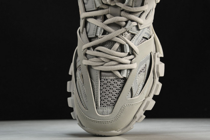 Ba*len*cia*ga track trainer  btt-063