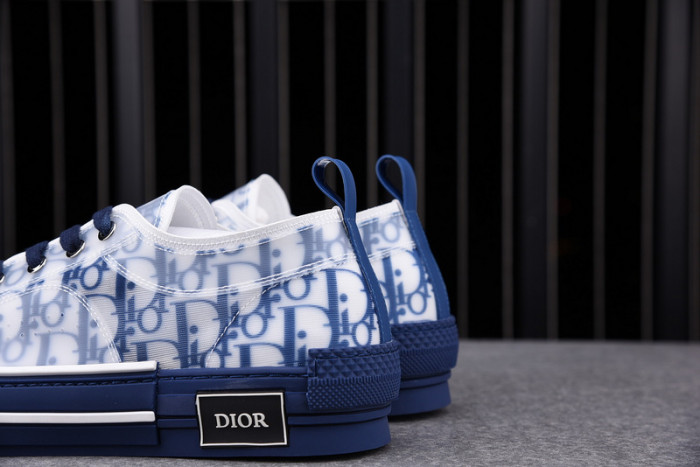 DR B23 LOW-TOP SNEAKERS 0105