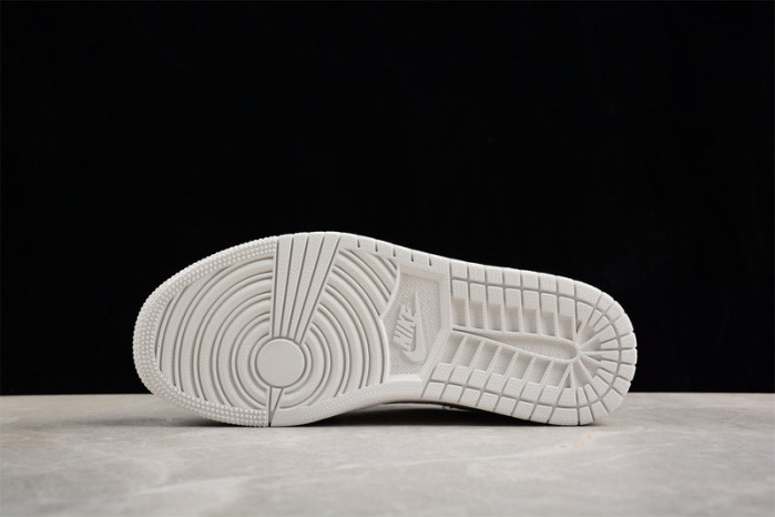 travis scott x air jordan 1 low og   1a9v87