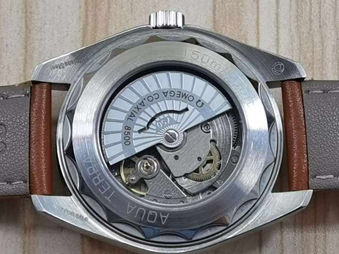 WATCH-002