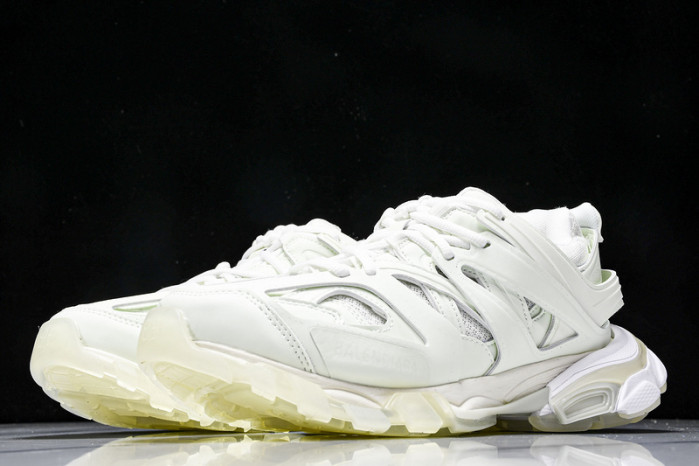 Ba*len*cia*ga track trainer  btt-186