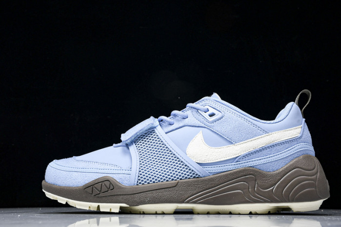 Travis Scott x Nike Zoom HQ3072-400