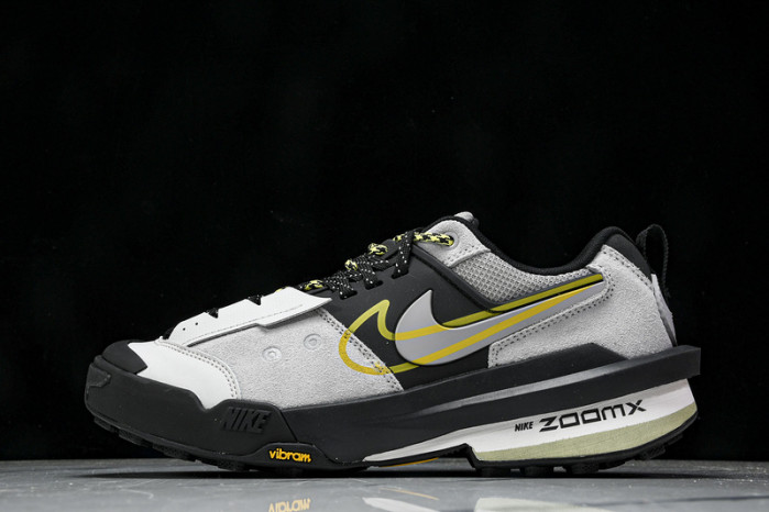 Sacai x Nike Zegamadome HQ8618-003