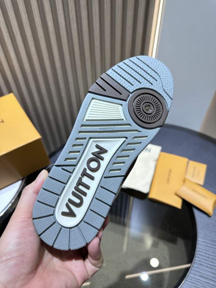 lou vuit sci-fi sneakers  lvss-0166