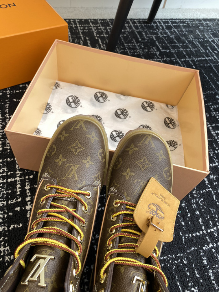 L**V**T* BOOTS LVTBS-007