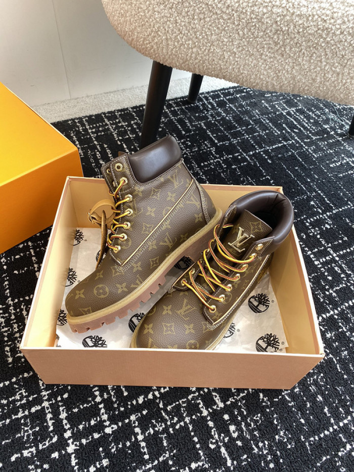L**V**T* BOOTS LVTBS-007