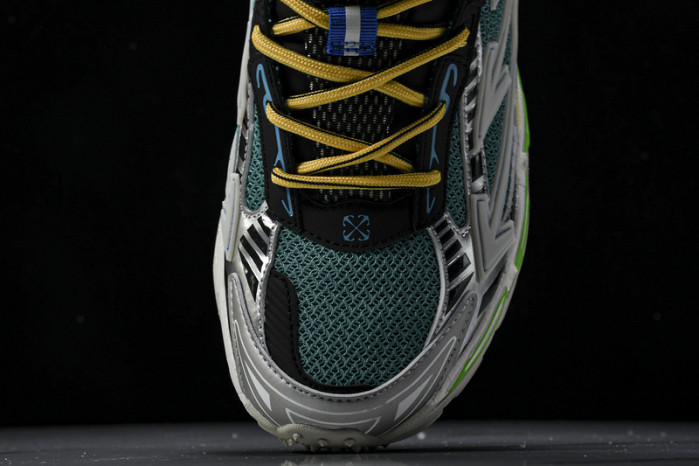 c/o  sneakers  co-005