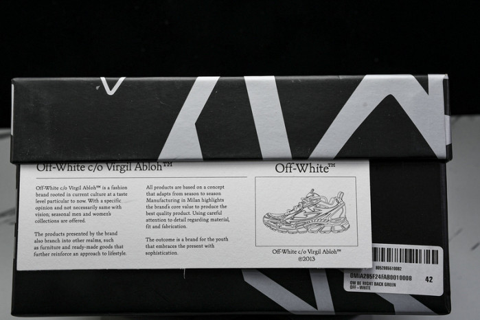 c/o  sneakers  co-005