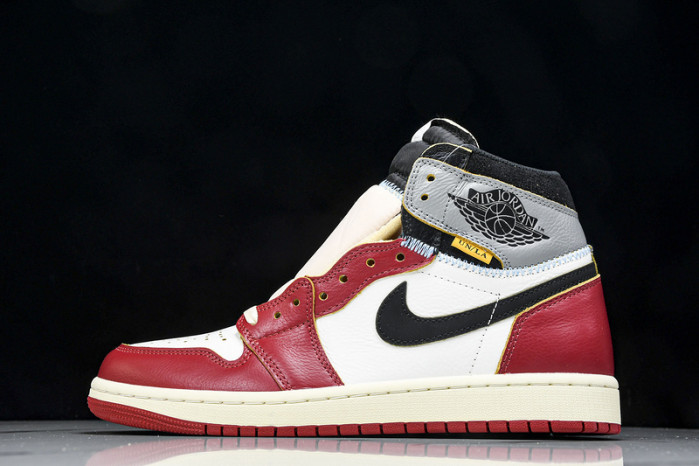 Union LA x Air Jordan 1 High OG “Chicago” HV8563-600