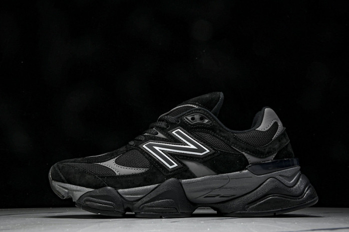 New Balance NB9060 U9060BB