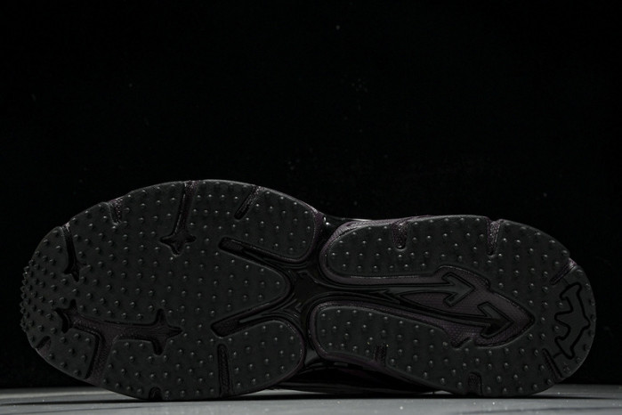 c/o  sneakers  co-010