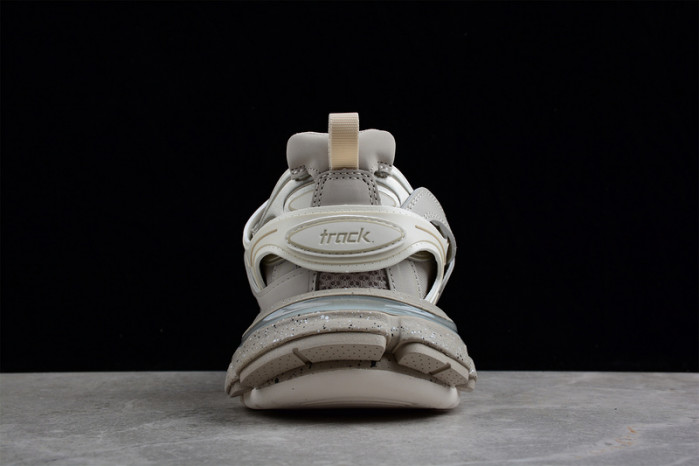 Ba*len*cia*ga track trainer  btt-017